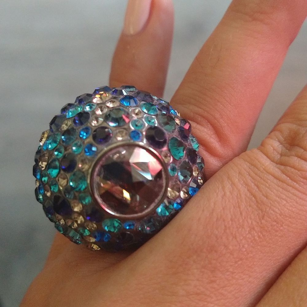 Blue Crystal Dome Cocktail Ring - Picture 4 of 7